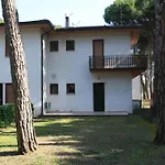 Jolly Family Apartments