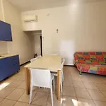 Jolly Family Apartments